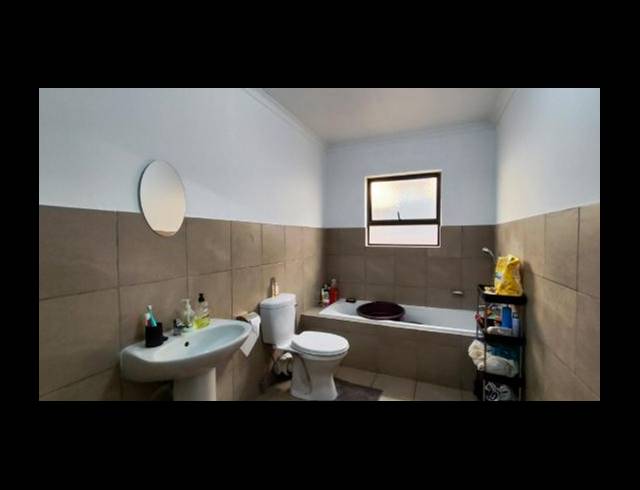 3 BEDROOM APARTMENT FOR SALE IN ALBERTSDAL